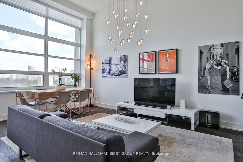 Preview image for 111 St Clair Ave W #819, Toronto
