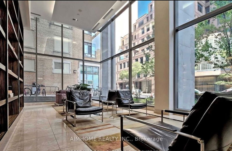 Preview image for 38 Grenville St #3601, Toronto