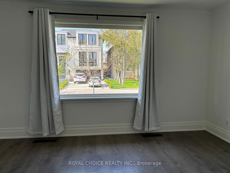 Preview image for 57 Athabaska Ave, Toronto