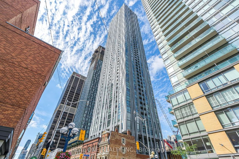 Preview image for 1 Yorkville Ave #1506, Toronto