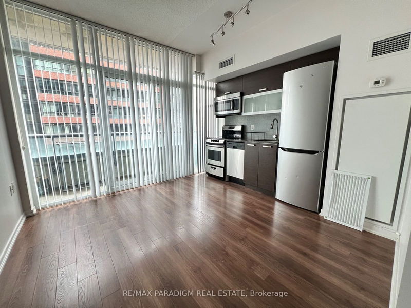 Preview image for 36 Lisgar St #822E, Toronto