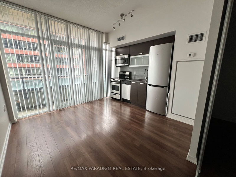 Preview image for 36 Lisgar St #822E, Toronto