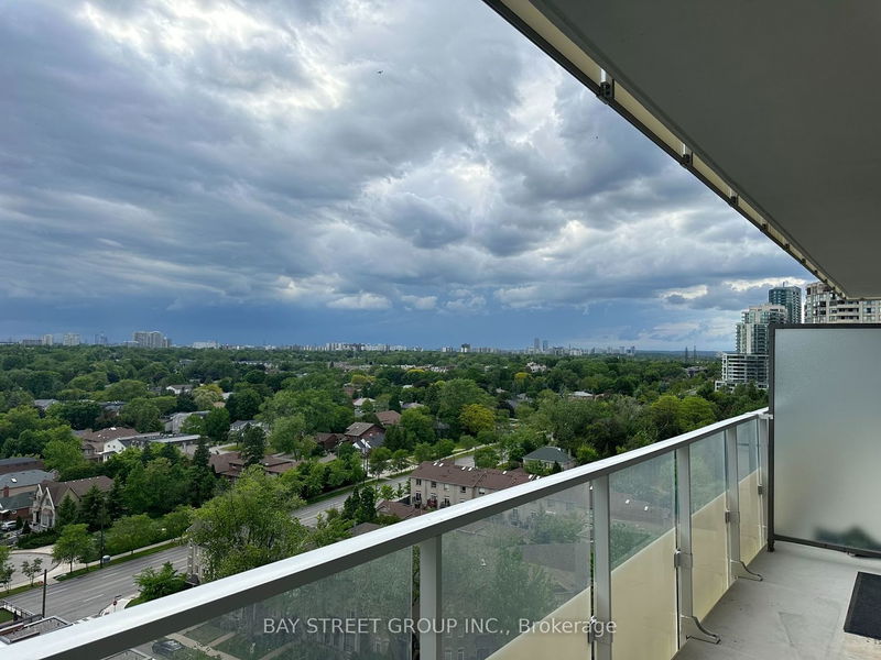 Preview image for 75 Canterbury Pl #1609, Toronto