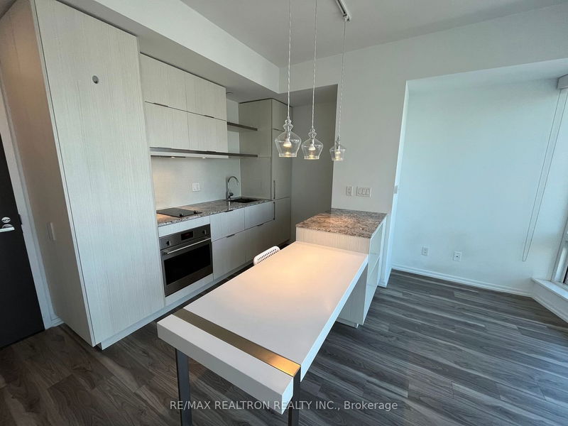 Preview image for 197 Yonge St #3113, Toronto