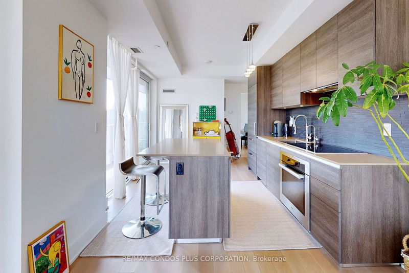 Preview image for 200 Bloor St W #2105, Toronto