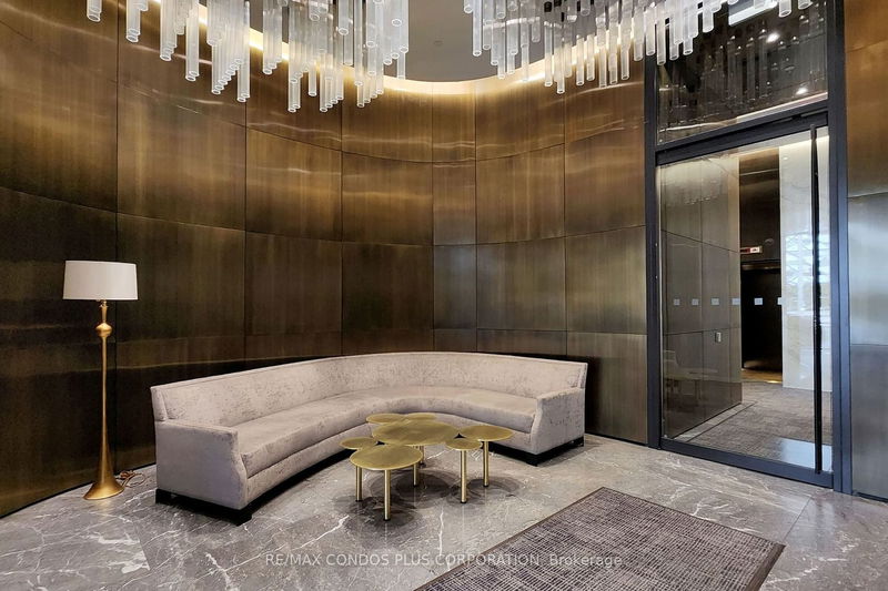 Preview image for 200 Bloor St W #2105, Toronto