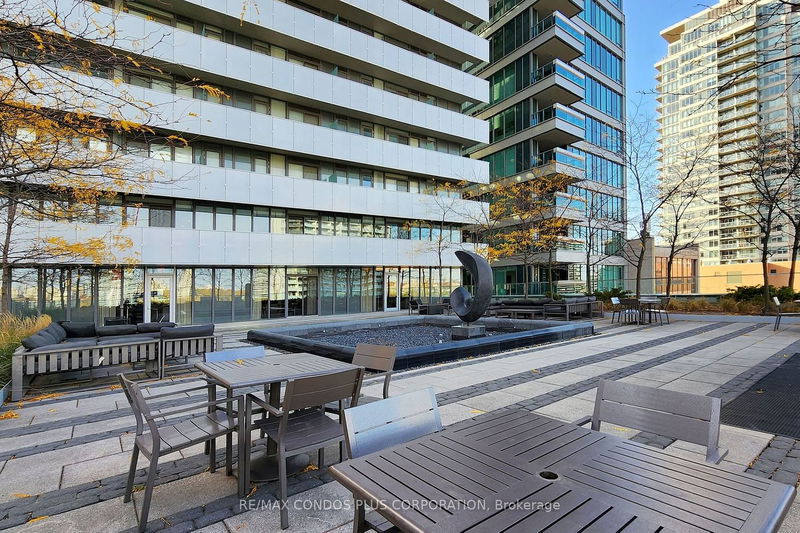 Preview image for 200 Bloor St W #2105, Toronto