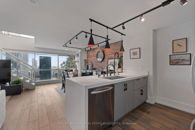 Preview image for 10 Yonge St #3209, Toronto