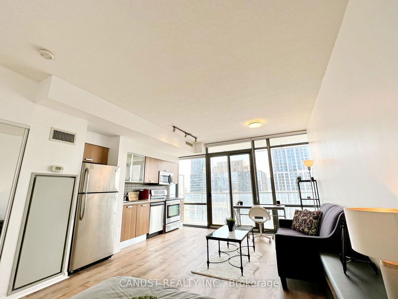 Preview image for 38 Grenville St #3305, Toronto