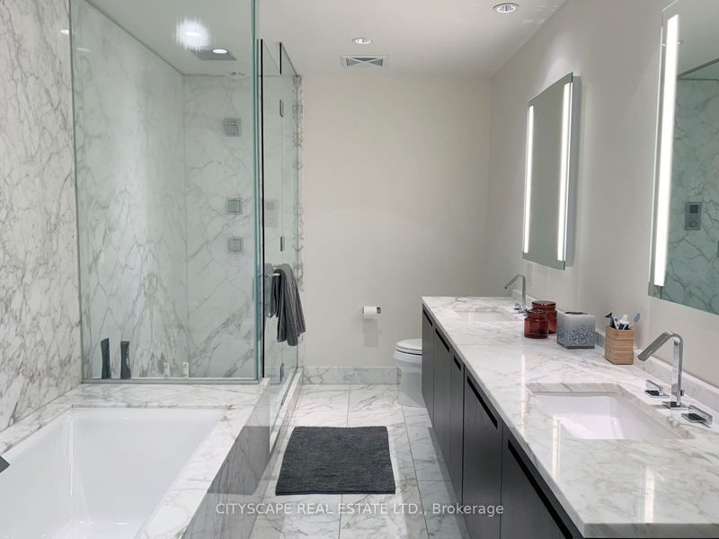 Preview image for 180 University Ave #3609, Toronto