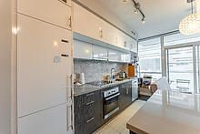 Preview image for 8 Mercer St #401, Toronto