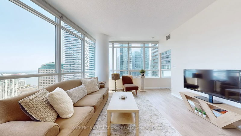 Preview image for 65 Bremner Blvd #2810, Toronto