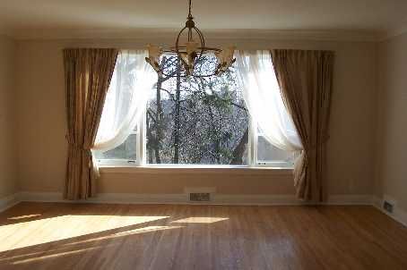 Preview image for 17 Ridgewood Rd, Toronto