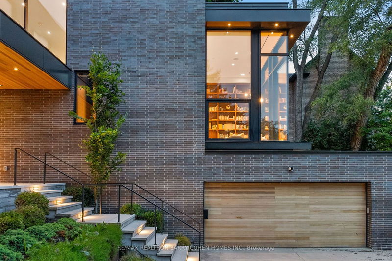 Preview image for 123 Forest Heights Blvd, Toronto
