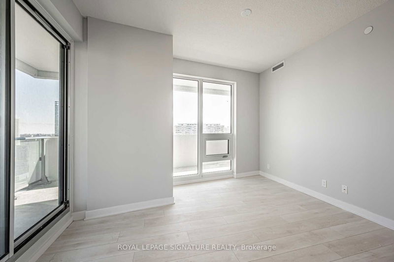 Preview image for 2221 Yonge St #1202, Toronto