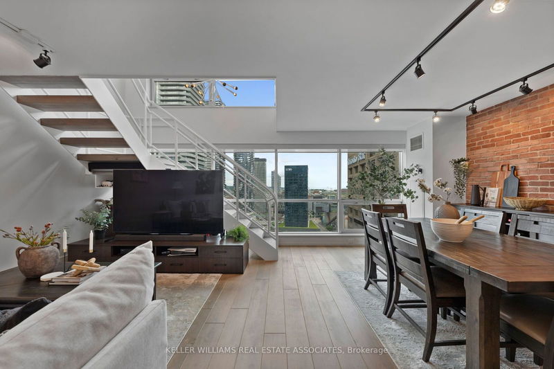 Preview image for 10 Yonge St #3209, Toronto