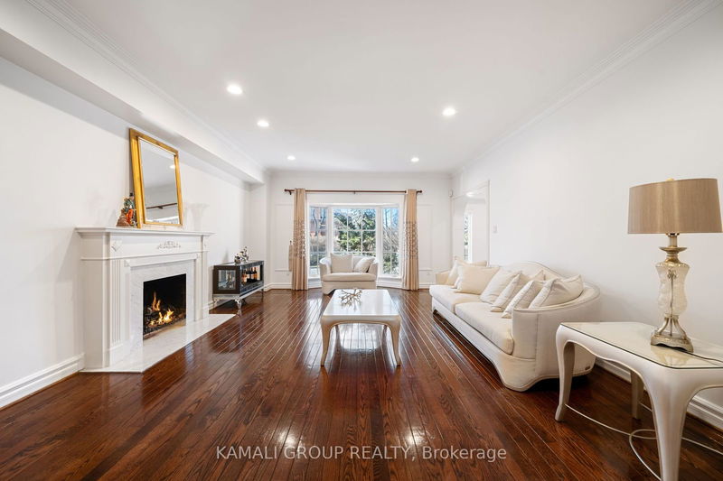 Preview image for 218 Owen Blvd, Toronto