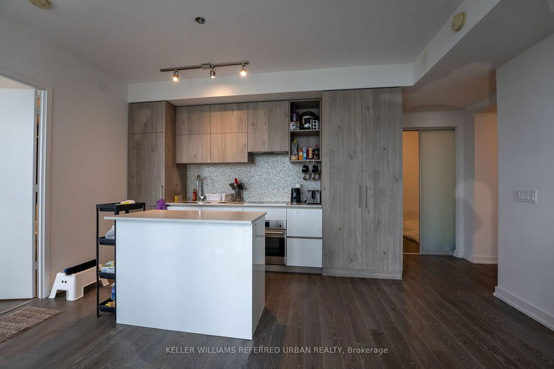 Preview image for 1 Yorkville Ave #3305, Toronto