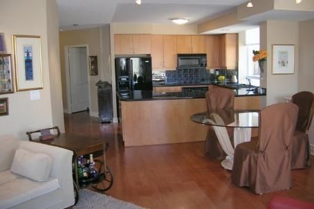 Preview image for 20 Collier St #1008, Toronto