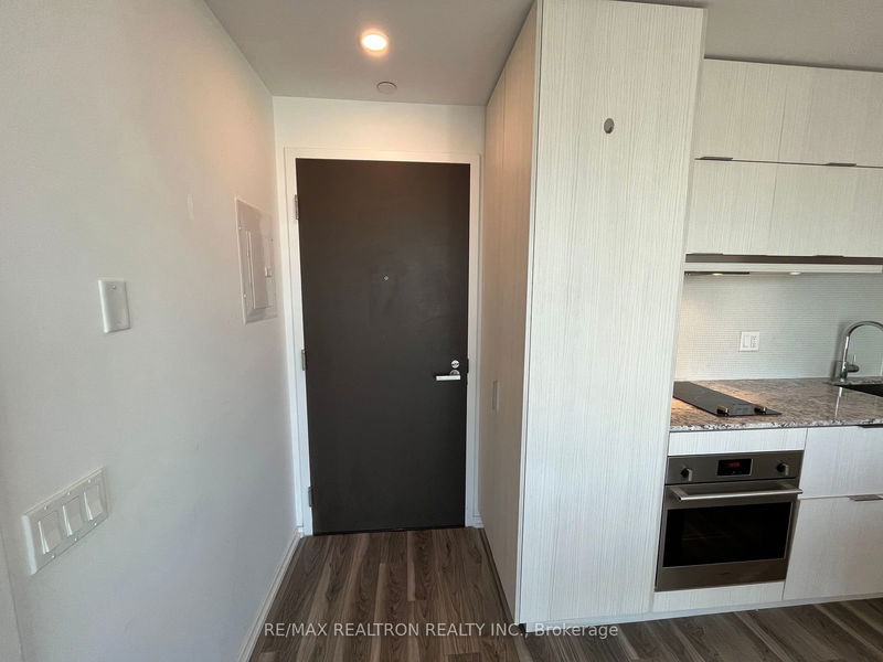 Preview image for 197 Yonge St #3113, Toronto