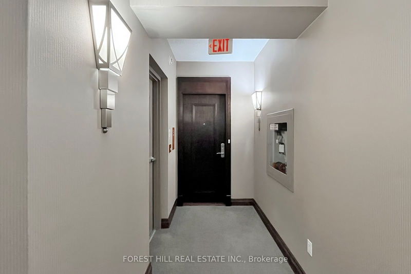 Preview image for 35 Balmuto St #3401, Toronto