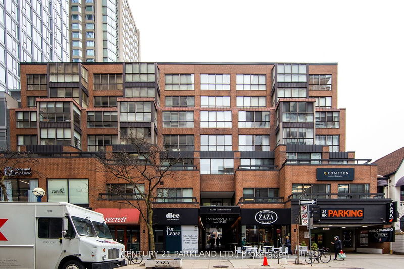 Preview image for 164 Cumberland St #402, Toronto