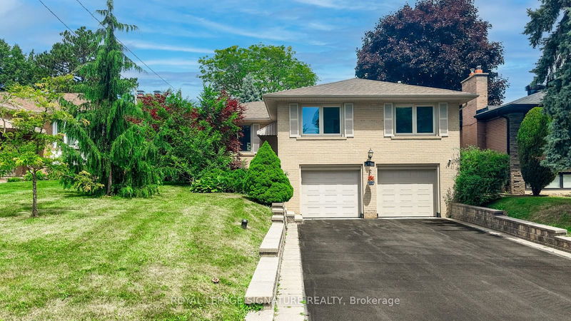 Preview image for 24 Burleigh Heights Dr, Toronto