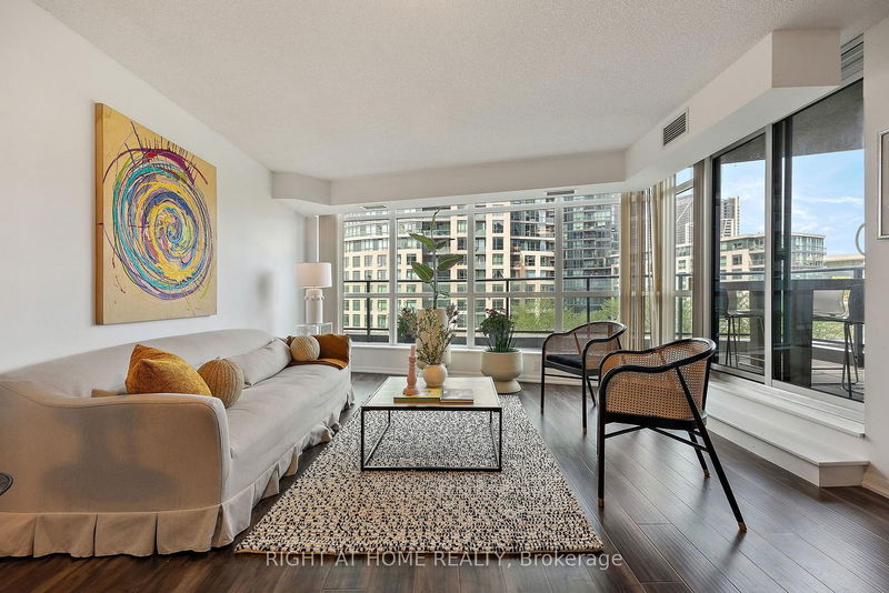 Preview image for 215 Fort York Blvd #419, Toronto