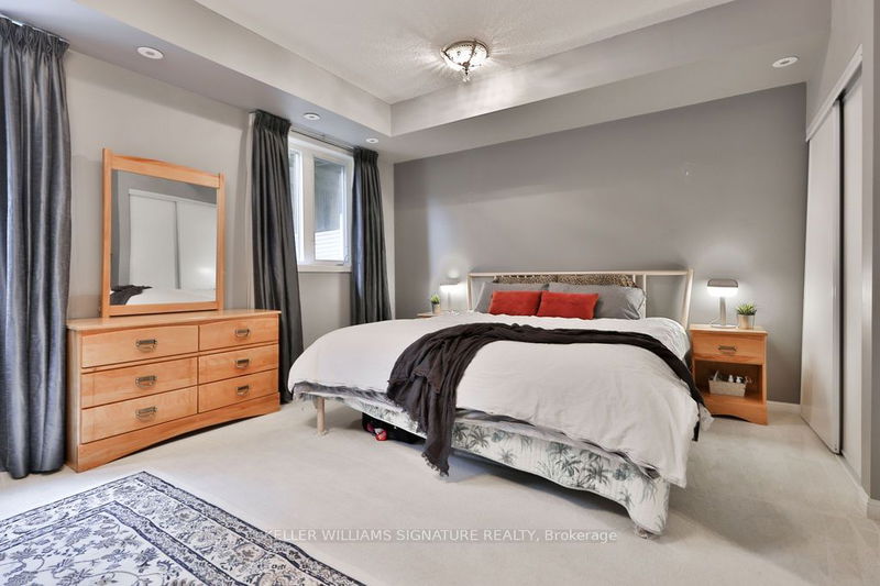 Preview image for 98 Carr St S #7, Toronto