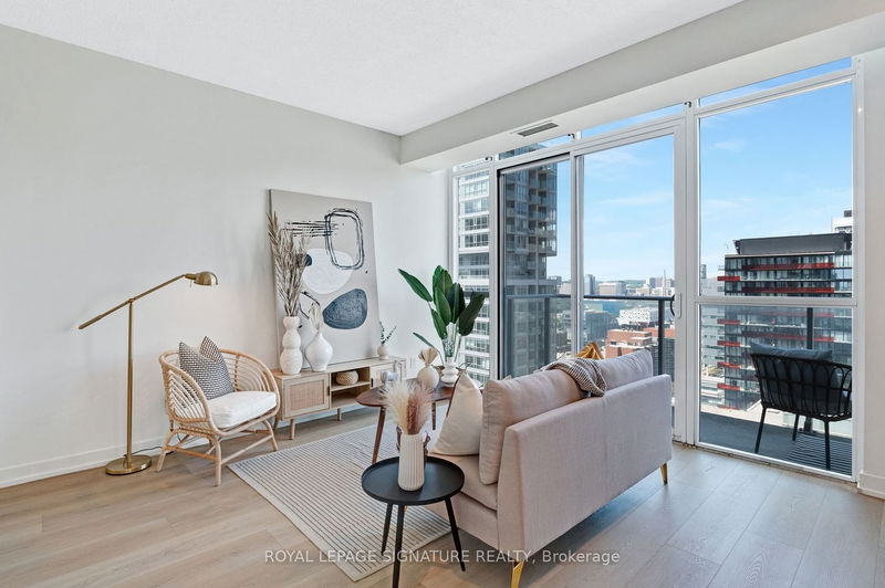 Preview image for 126 Simcoe St #2507, Toronto