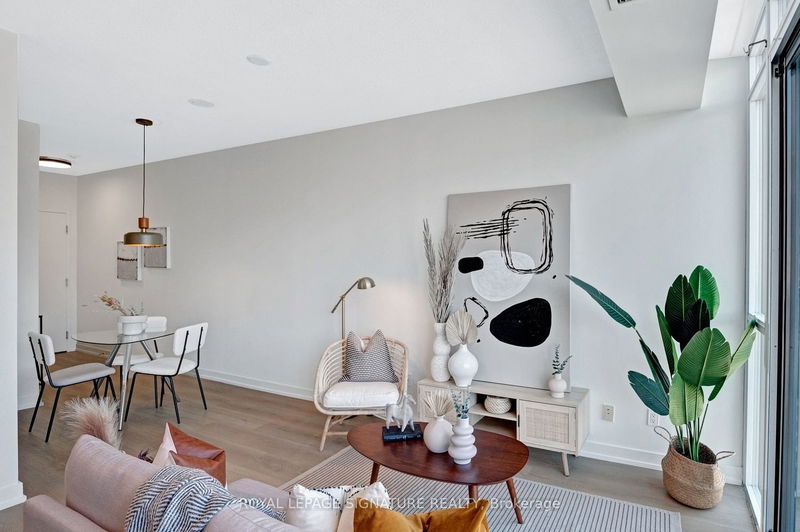 Preview image for 126 Simcoe St #2507, Toronto