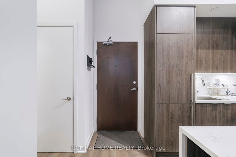 Preview image for 38 Iannuzzi St #111, Toronto
