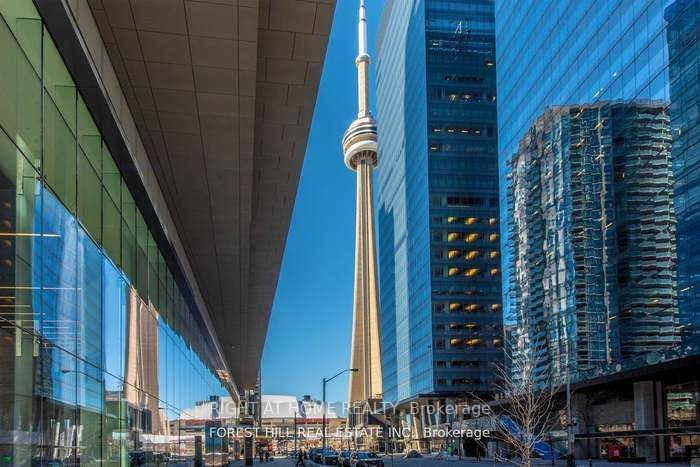 Preview image for 65 Bremner Blvd #2908, Toronto