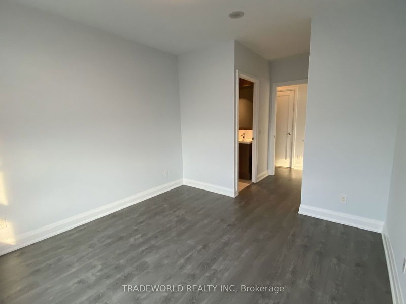 Preview image for 2 Anndale Dr #3202, Toronto