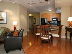 Preview image for 20 Collier St #1008, Toronto