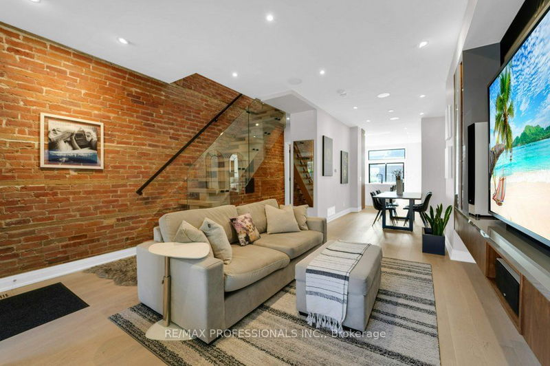 Preview image for 120 Lisgar St, Toronto