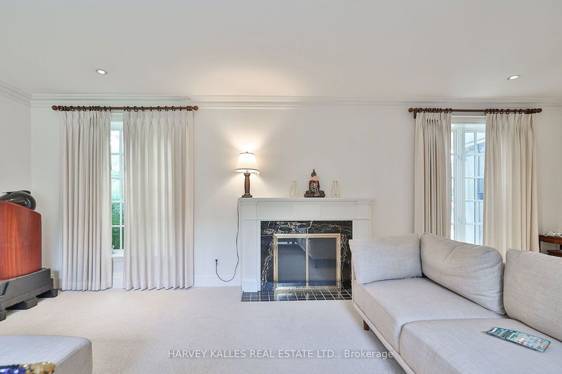 Preview image for 168 Sandringham Dr, Toronto
