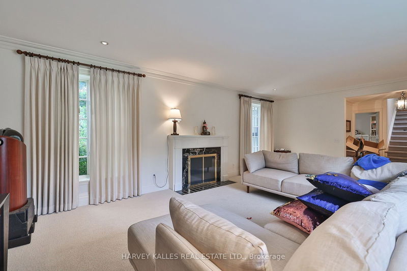 Preview image for 168 Sandringham Dr, Toronto