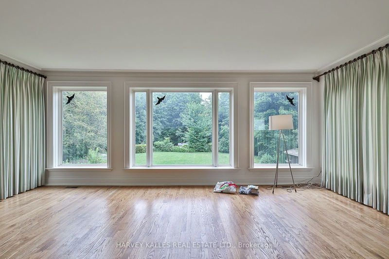 Preview image for 168 Sandringham Dr, Toronto