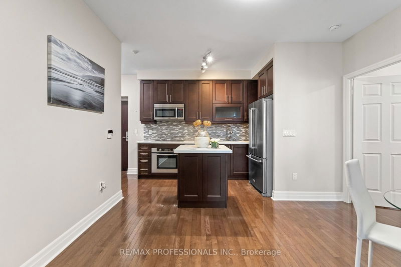 Preview image for 35 Balmuto St #2104, Toronto