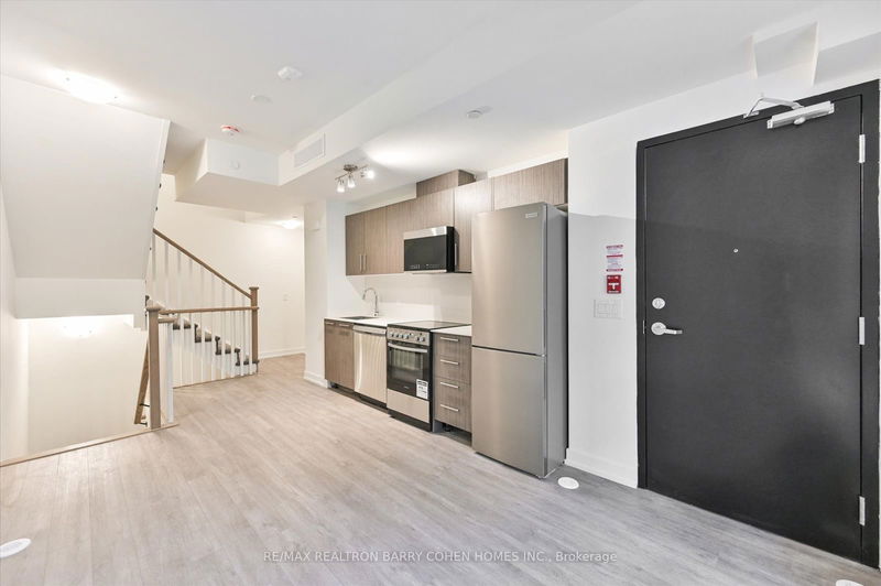 Preview image for 847 Sheppard Ave W #24, Toronto