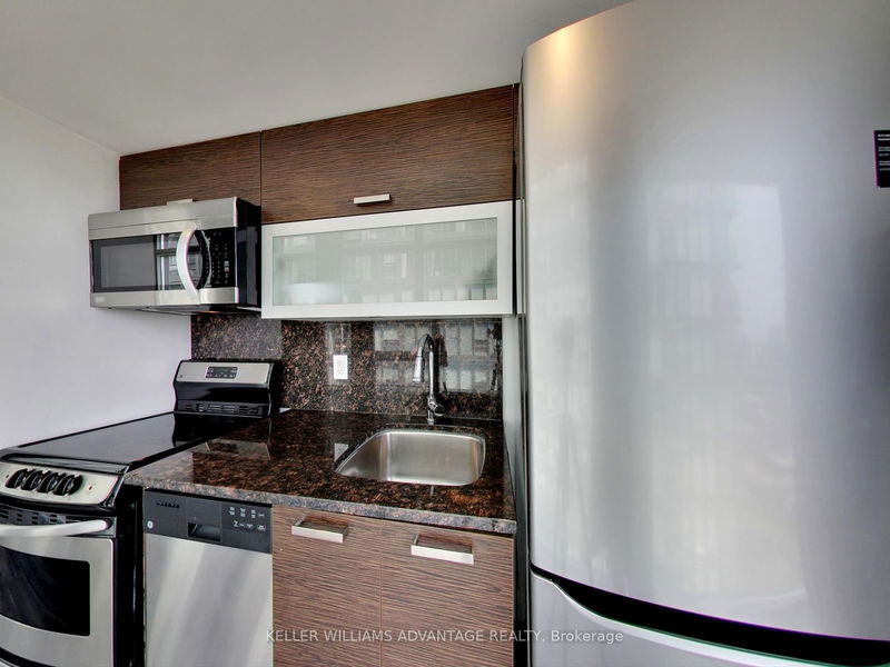 Preview image for 36 Lisgar St #1708E, Toronto