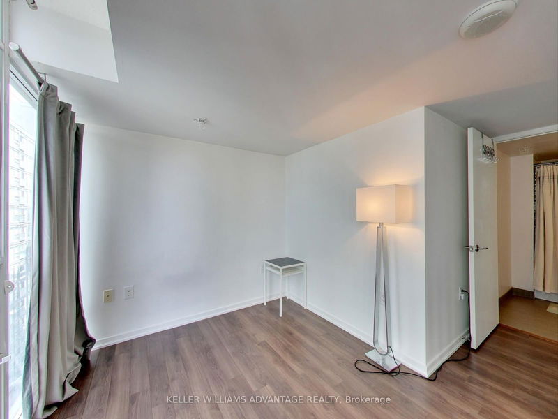 Preview image for 36 Lisgar St #1708E, Toronto