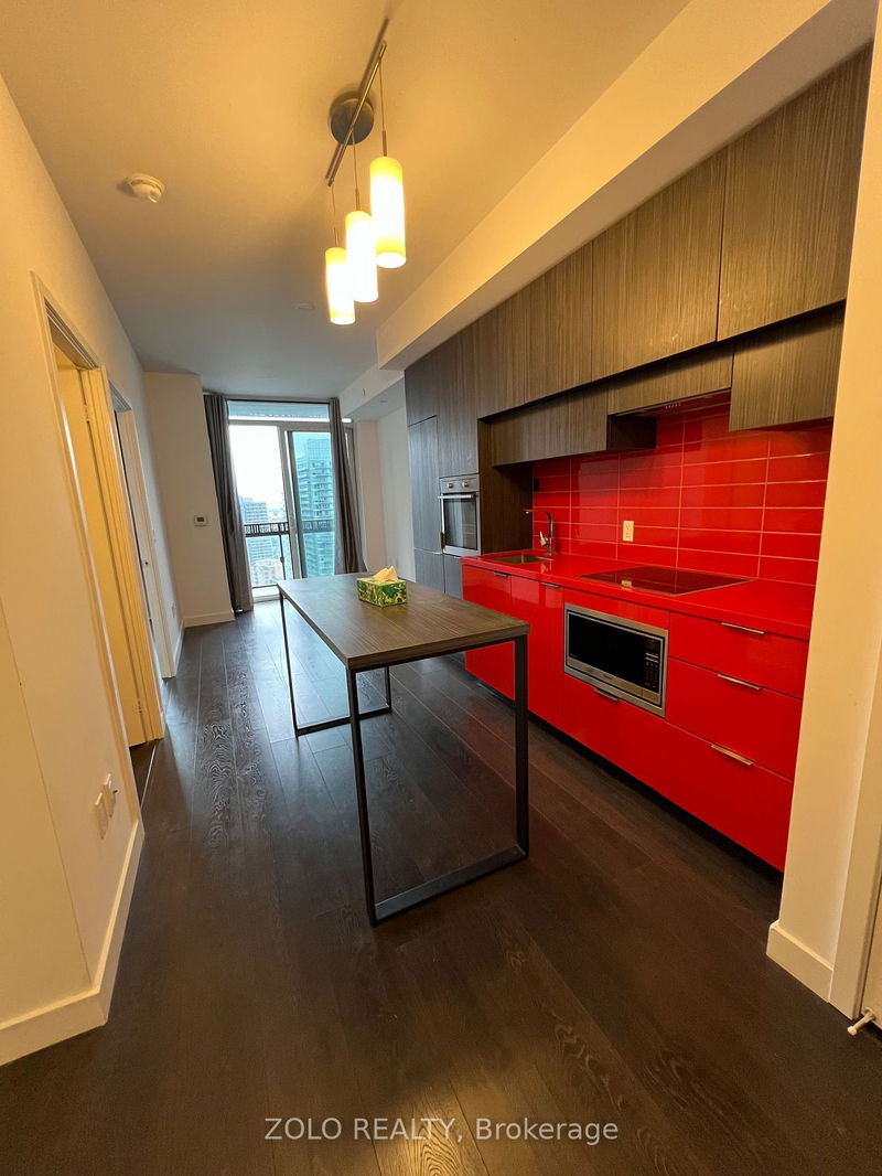 Preview image for 8 Eglinton Ave E #2709, Toronto