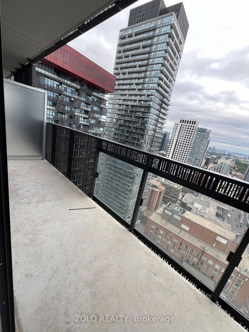 Preview image for 8 Eglinton Ave E #2709, Toronto