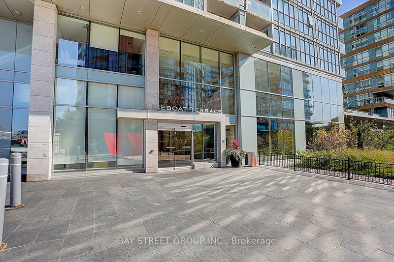 Preview image for 15 Iceboat Terr #1206, Toronto