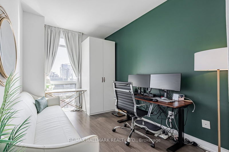 Preview image for 105 George St #1704, Toronto