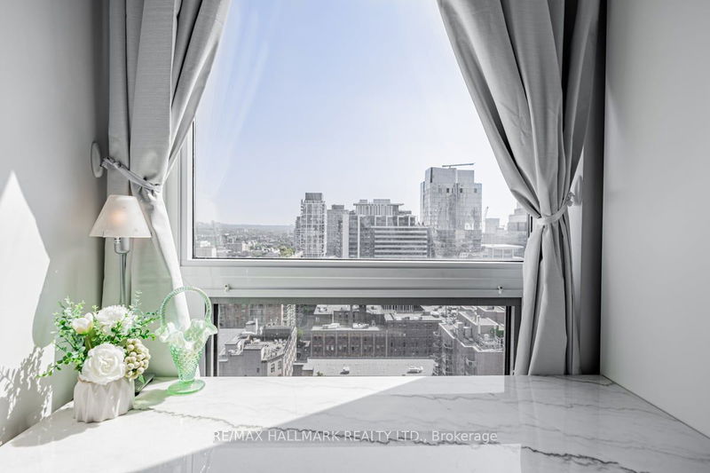 Preview image for 105 George St #1704, Toronto