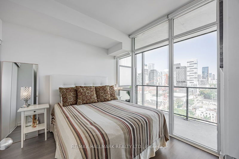 Preview image for 105 George St #1704, Toronto