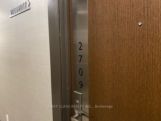 Preview image for 70 Temperance St #2709, Toronto